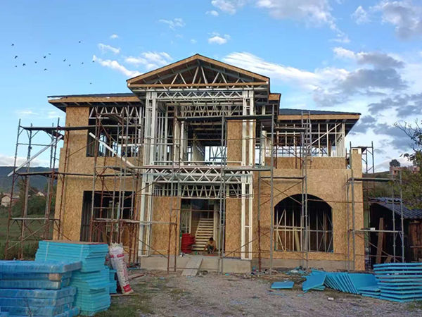 Light Steel Villas Under Construction
